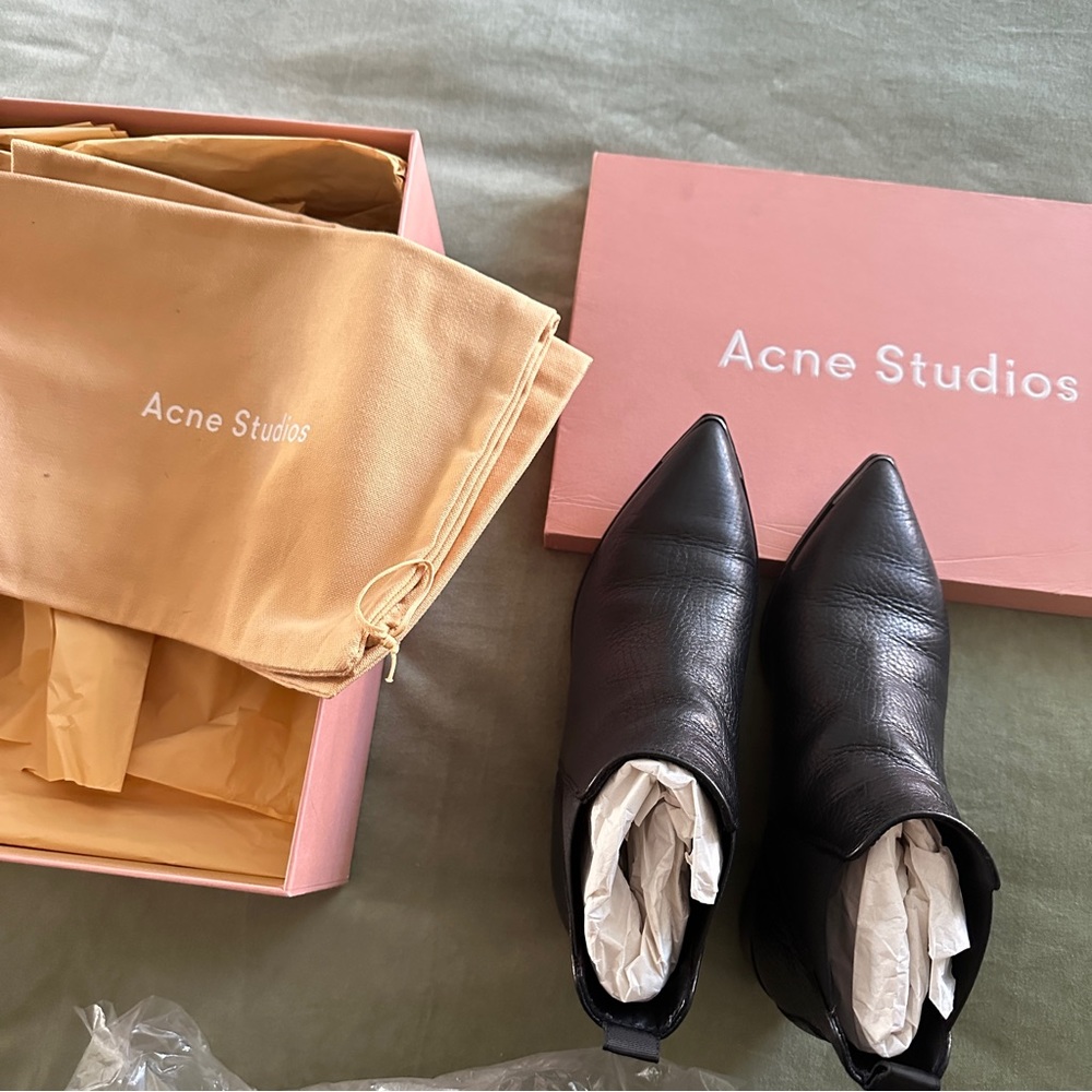 ACNÉ STUDIOS Jensen Boots Sz 37 - GREAT CONDITION